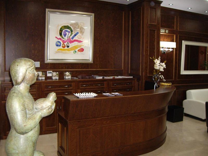 Hotel San Sebastian Hospederia Сьєса Екстер'єр фото